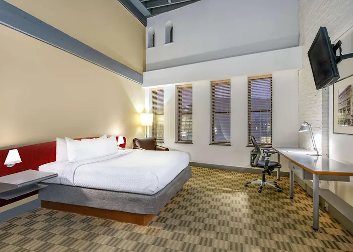 Sonesta Downtown Hotel 4*
