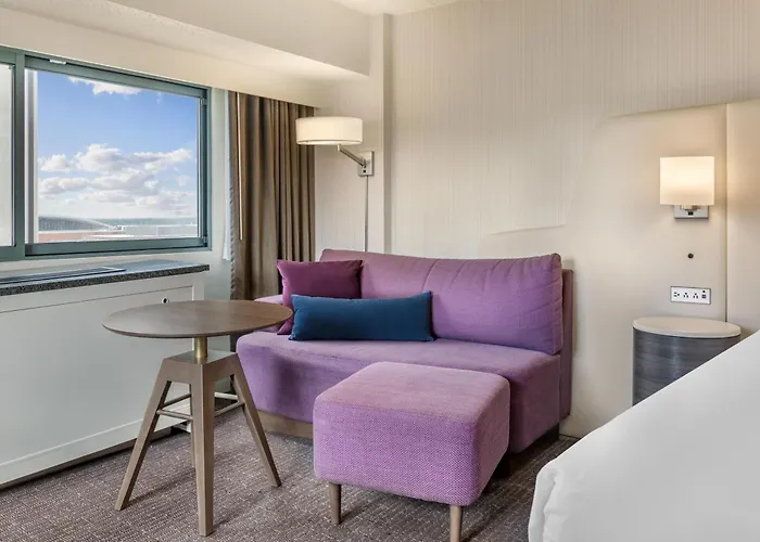 Sonesta Downtown Hotel